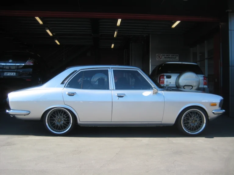 Mazda on 18 Inch Simmons OM