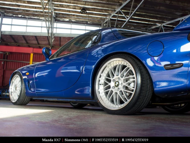 Mazda on 19 Inch Simmons OM-1