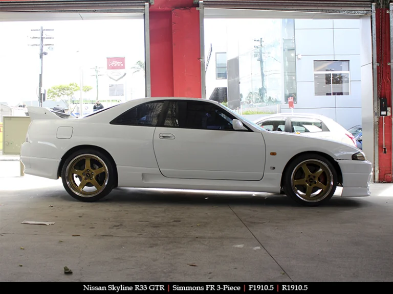 Nissan on 19 Inch Simmons FR