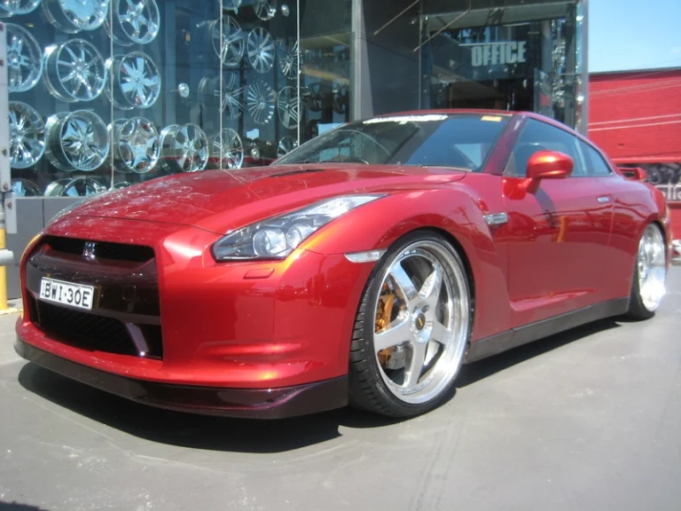 Nissan on 22 Inch Simmons FR