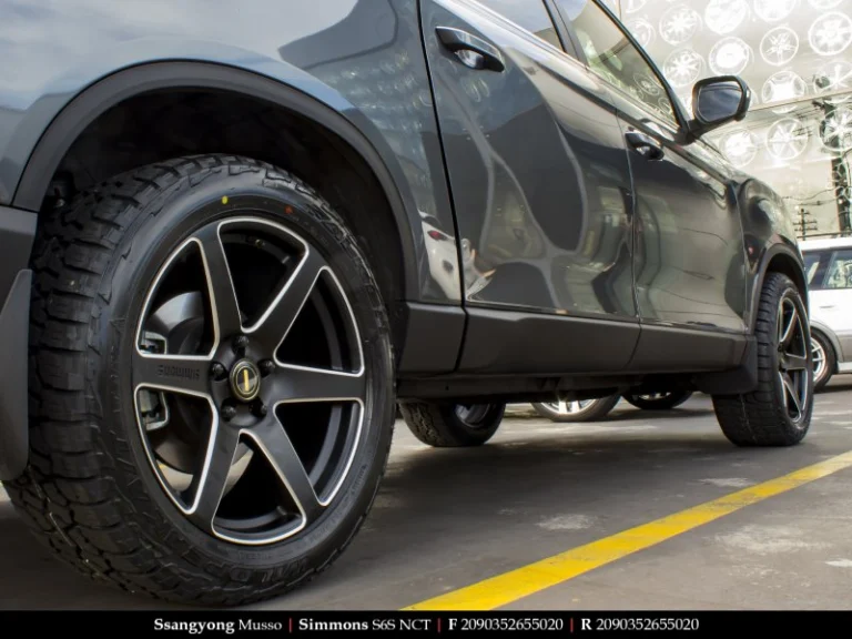 SsangYong on 20 Inch Simmons S6S NCT