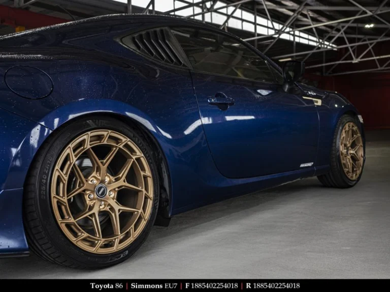 Toyota on 18 Inch Simmons EU7