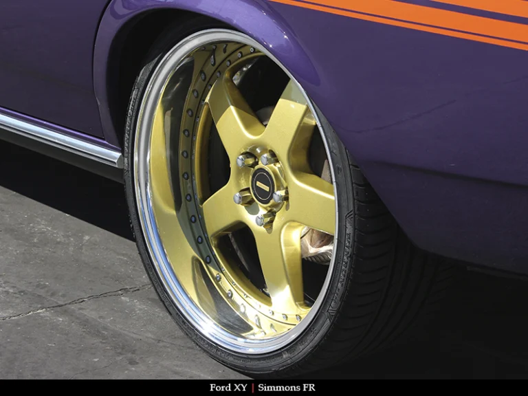 Ford on 20 Inch Simmons FR
