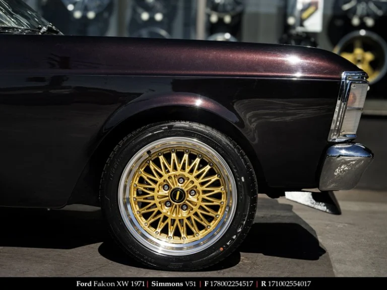 Ford on 17 Inch Simmons V51