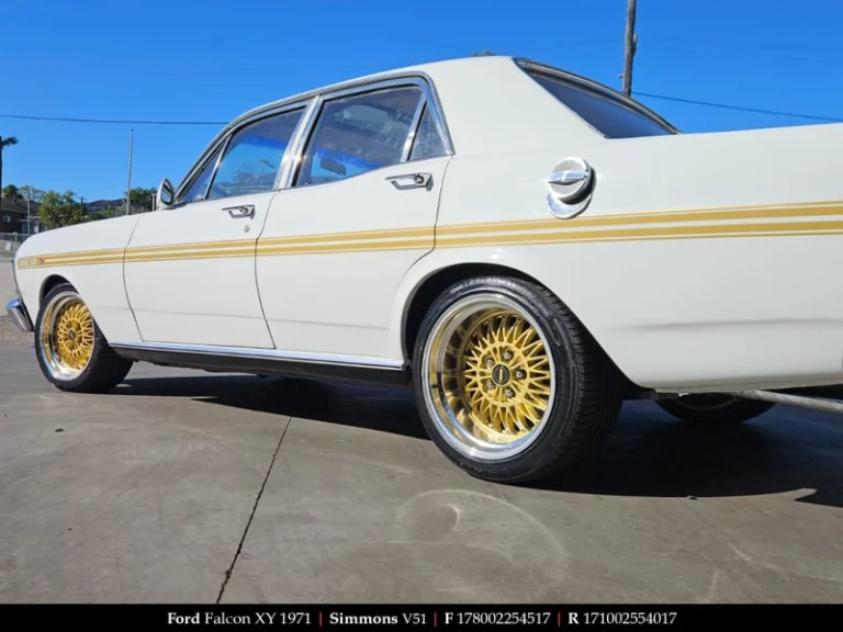 Ford on 17 Inch Simmons V51
