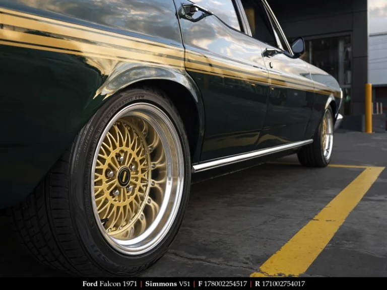 Ford on 17 Inch Simmons V51