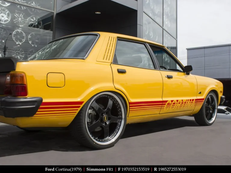 Ford on 19 Inch Simmons FR1