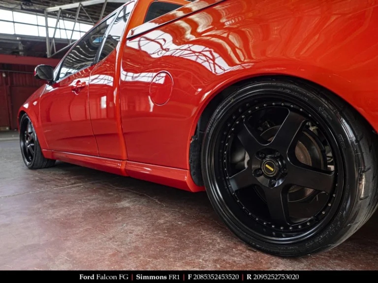 Ford on 20 Inch Simmons FR1