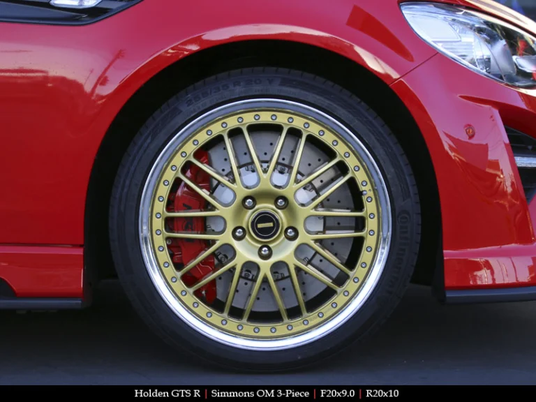 Holden on 20 Inch Simmons OM