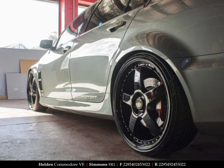 Holden on 22 Inch Simmons FR1