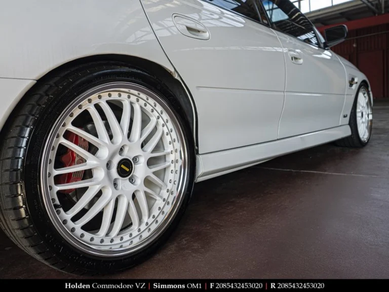 Holden on 20 Inch Simmons OM-1