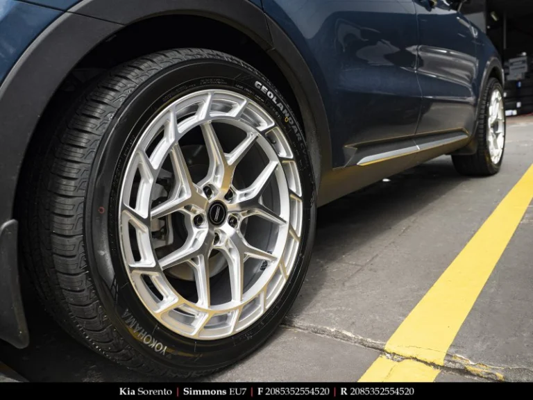 Kia on 20 Inch Simmons EU7